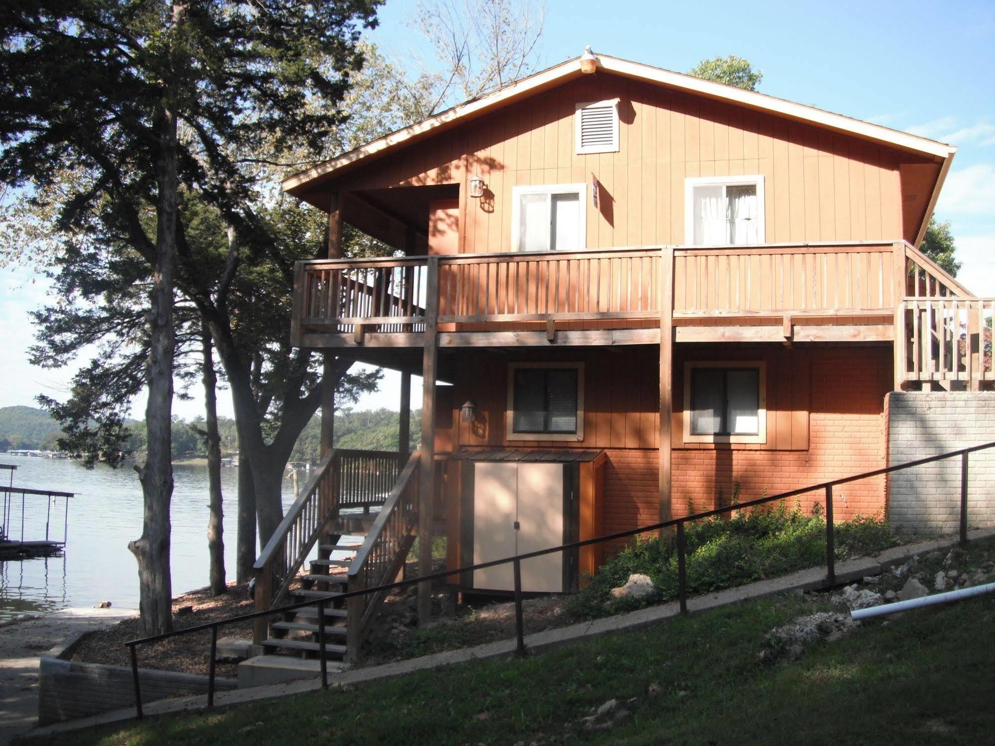 Wilsons On The Lake Hotel Камдентън Екстериор снимка